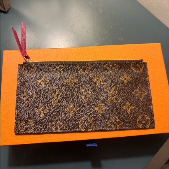 Louis Vuitton Classic Monogram Zip Pouch - Picture 1 of 4